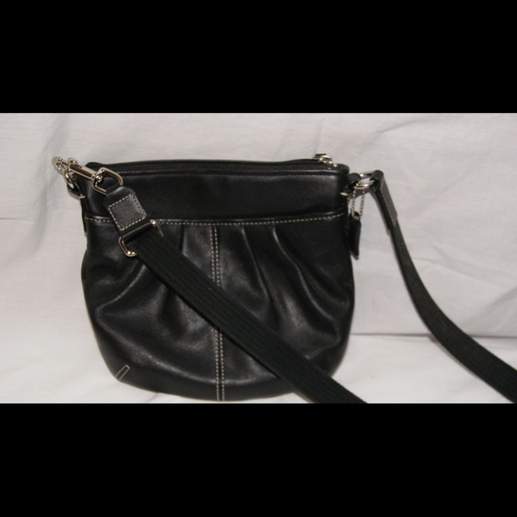 Coach Cross body purse - AUTHENTIC