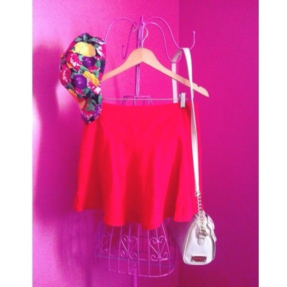 🌸 SUMMER SALE 🌼 Preppy Flirty Skater Skirt - Picture 4 of 4