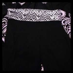 Victoria secret yoga pants.