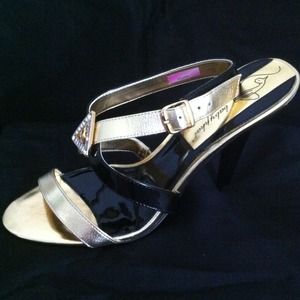 Baby Phat heels AND coin purse! REDUCED TODAY $40!