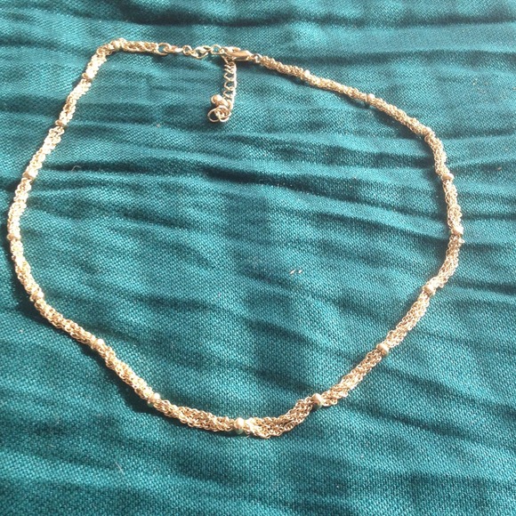 Goldtone necklace