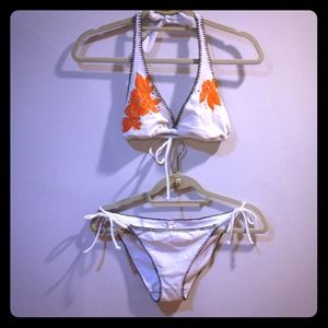 VS white halter tie bikini ☀👙