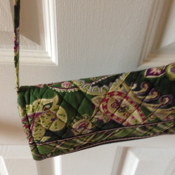 Vera Bradley over the shoulder wallet - Picture 1 of 4