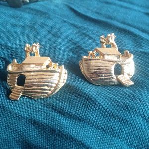 Noah's Ark pierced earrings MOVING SALE 🤗