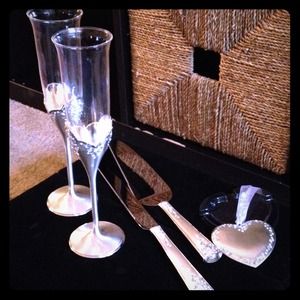 Wedding toasting flutes and cake serving set