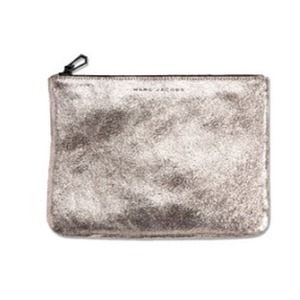 🎉HP Marc Jacobs leather clutch gunmetal