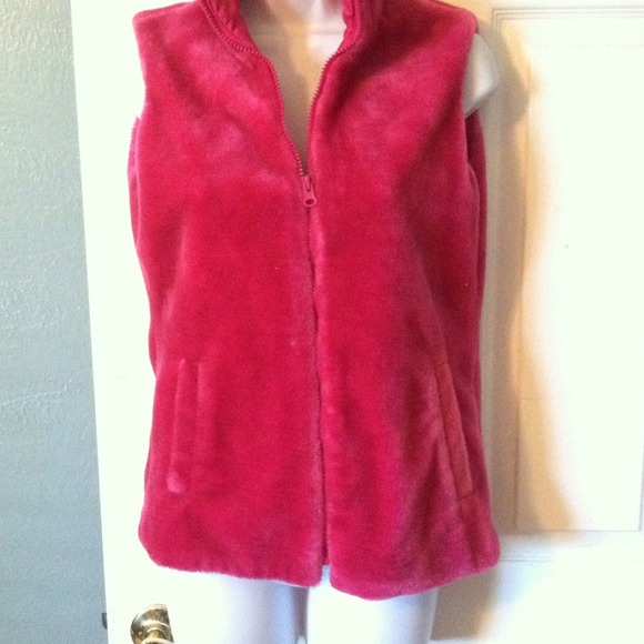 Hot Pink Faux Fur Vest - Picture 1 of 2