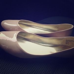 Brand new nude flats!