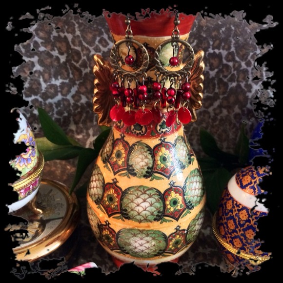 New Tibet Earrings - Picture 1 of 3