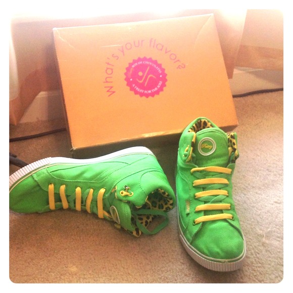 Lime Green and Cheetah Pastry Shoes - Picture 1 of 1