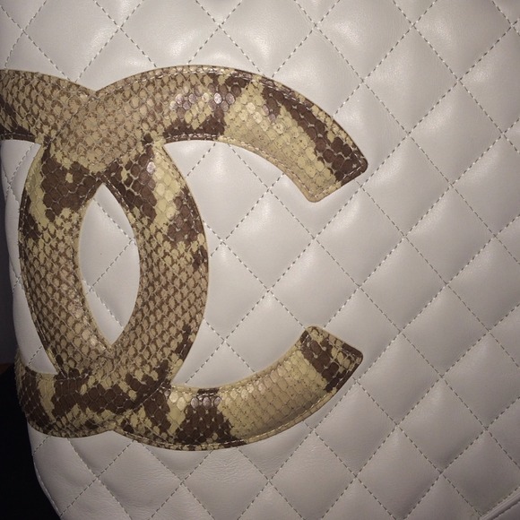 Authentic Chanel Cambon tote w/ receipt. - Picture 2 of 4
