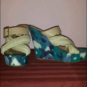 Wave wedges