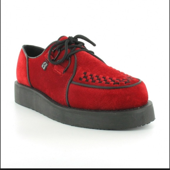 TUK creepers red