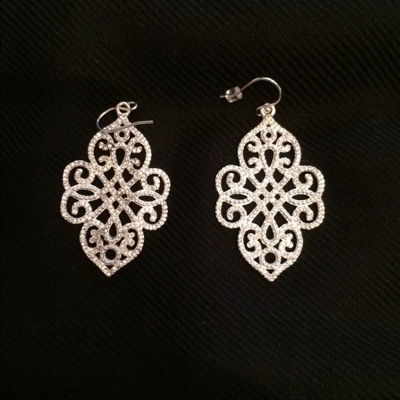 Stella and dot earrings
