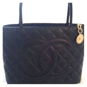 SOLDChanel Caviar Classic Medallion Black Tote Bag