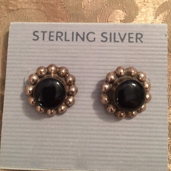 Sterling Silver Ear Rings new pierced