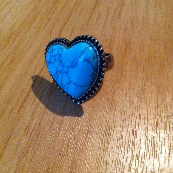 Jewelry - Heart Shaped Turquoise Ring