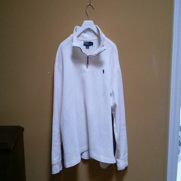 White sweater - Picture 1 of 4