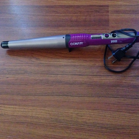 New! Conair curling wand