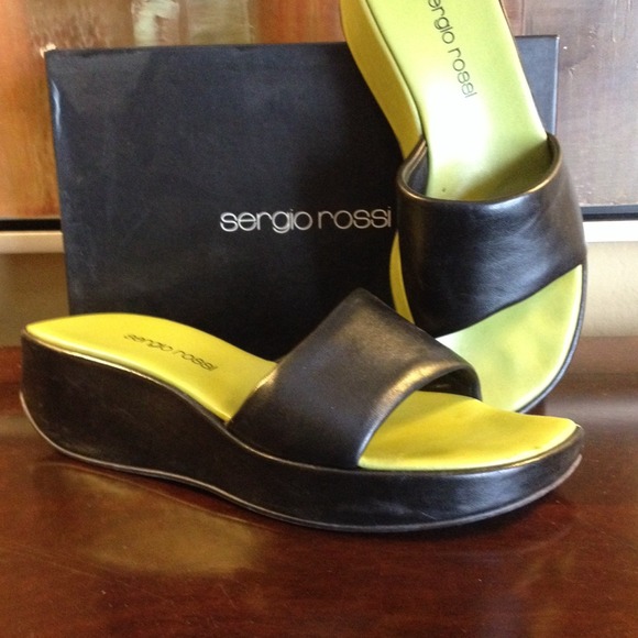 Cool black and moss green platform sandals