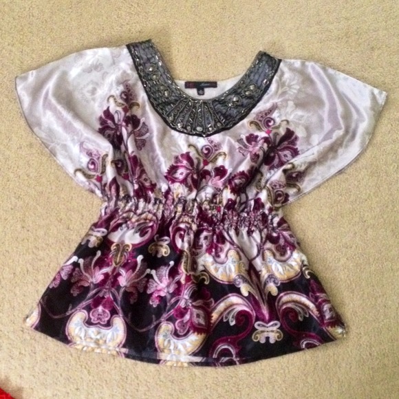 A baby doll top - Picture 1 of 1