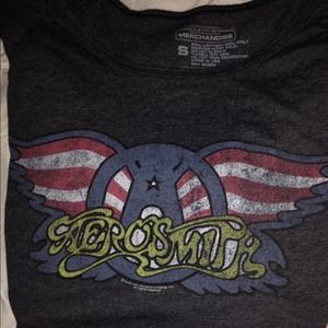 PAC sun over the shoulder baggy tshirt