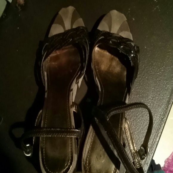 Nice heels - Picture 4 of 4