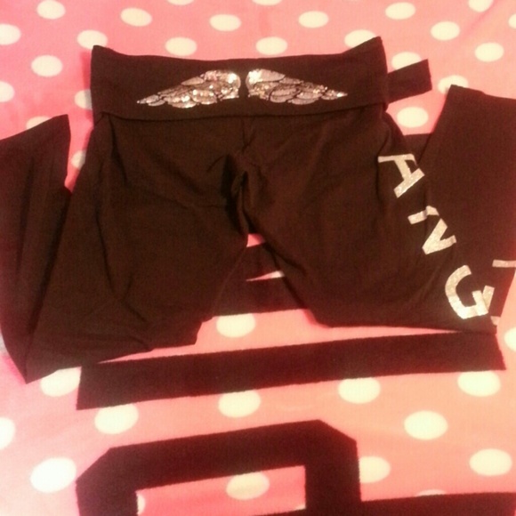 SOLD ✨Victoria's Secret yoga pants✨