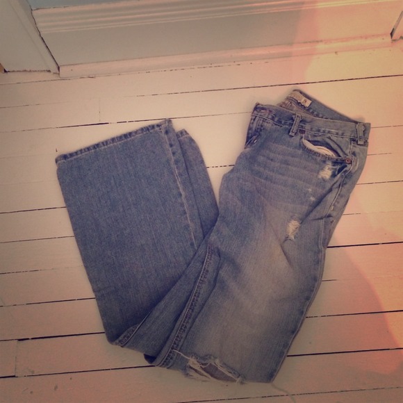 Hollister jeans distressed sz 7