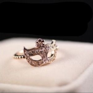 Gold Masquerade Mask Ring / Mid Finger Ring