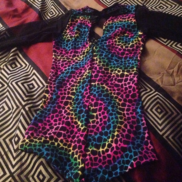 Short bodysuit