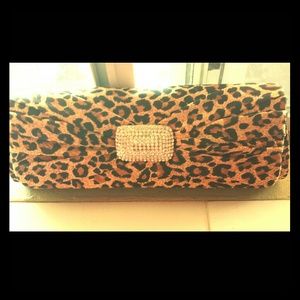 NY&Co clutch