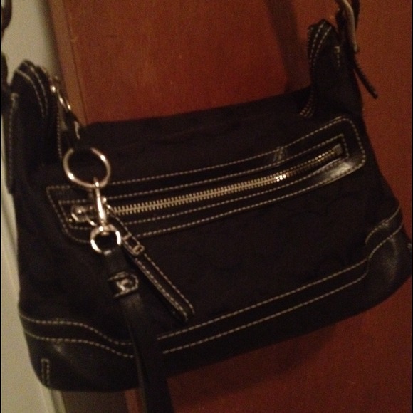 Coach Handbags - Coach hobo handbag