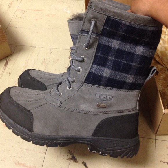 UGG Boots - Brand New Ugg Boots. NEVER worn !!!