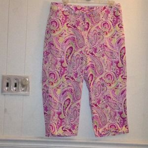 Jaclyn Smith Paisley Capris