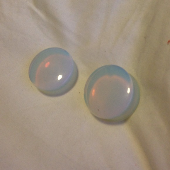 Marble inch plugs