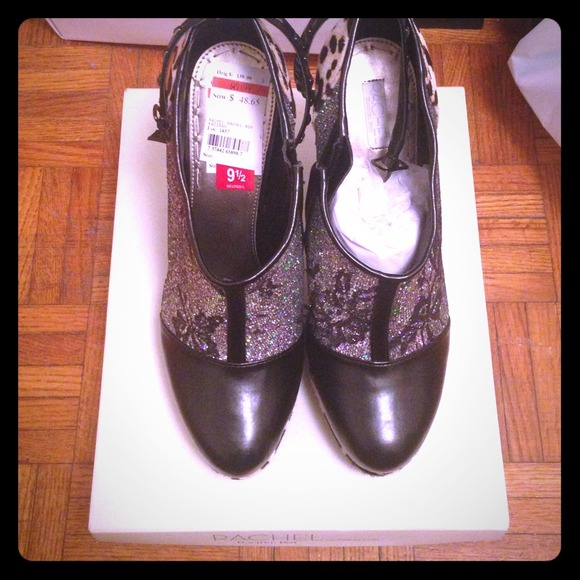 Rachel Roy Kadirah Bootie!