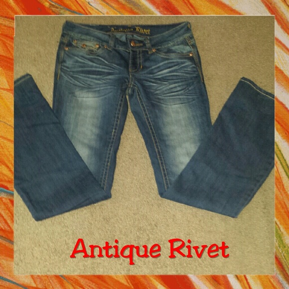 ๐HP 12/11 ๐Blue jeans - Picture 3 of 3