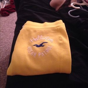 Hollister yellow sweatpants