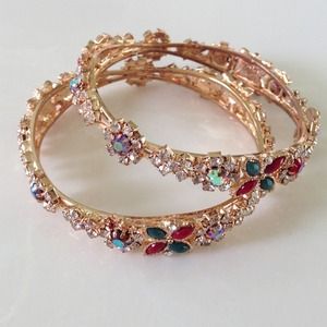 beautiful and bright color Bracelet.
