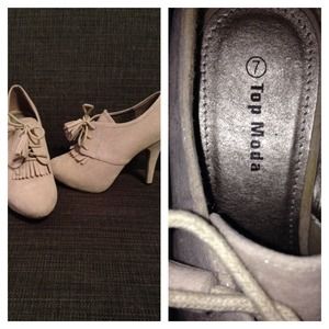 Heels- new never been worn NWOT