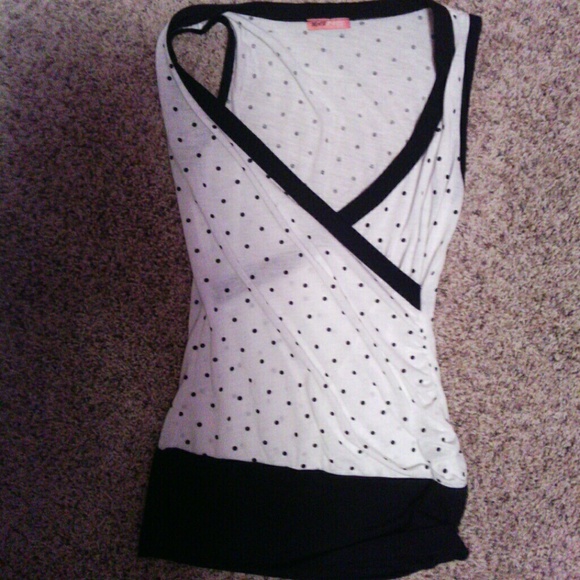 Cute polka dot top