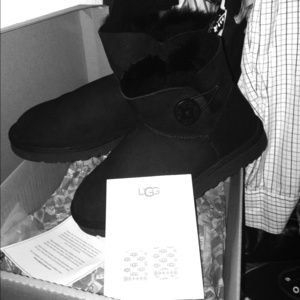 💟Traded💟 Like New UGGs.!