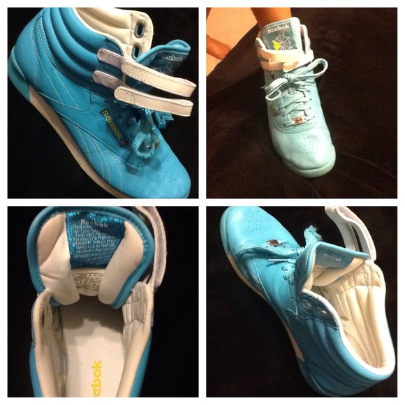REEBOK SNEAKERS!!