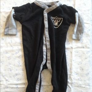 Raiders pajamas baby size 0 - 3 months