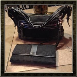 Coach set ,Brighton purse jade set