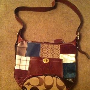 Coach purse no G0749-11356.