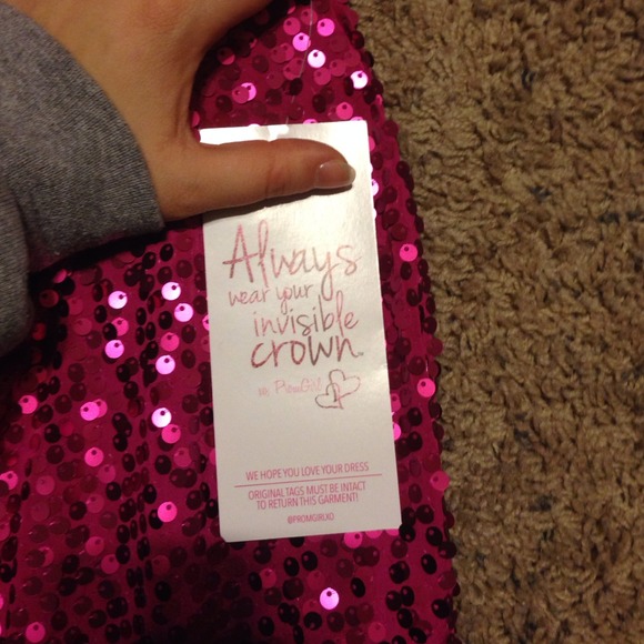 Pink sequin dress - Picture 2 of 4