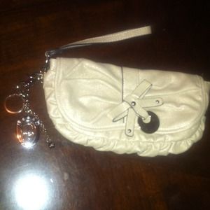 Genna de Rossi Clutch !!