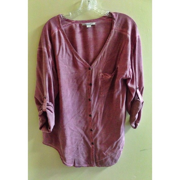 🌜TRADED🌛  Lightweight Fuchsia Button-up